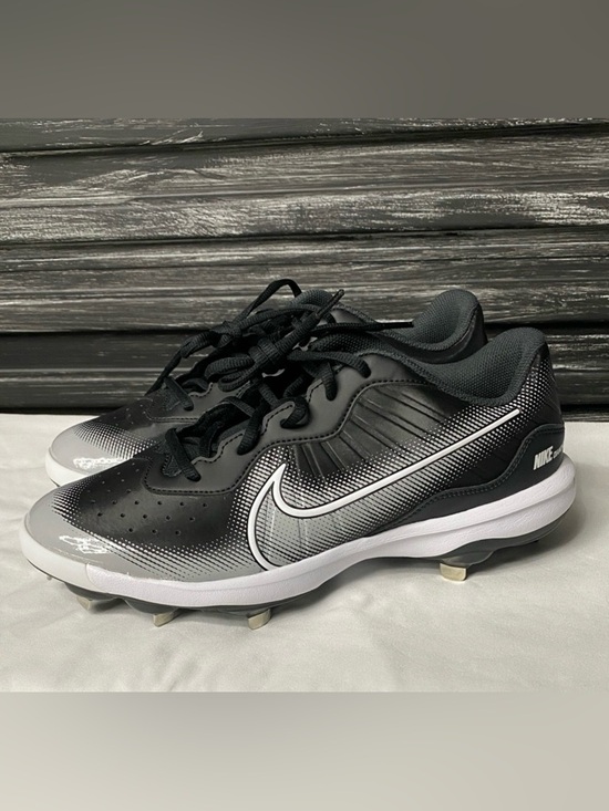 Nike Other - Nike Alpha Huarache Black and White Gradient Baseball Cleats.